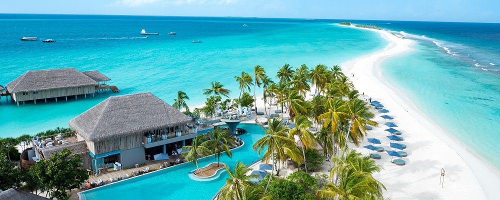 1 Oak Island At Finolhu Maldives Launches Summer Lovin’  Finolhu Beach Festivities With Performances By Robin Thicke & More