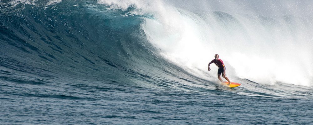 Josh Kerr Takes Out Single-Fin Division at Four Seasons Maldives Surfing Champions Trophy