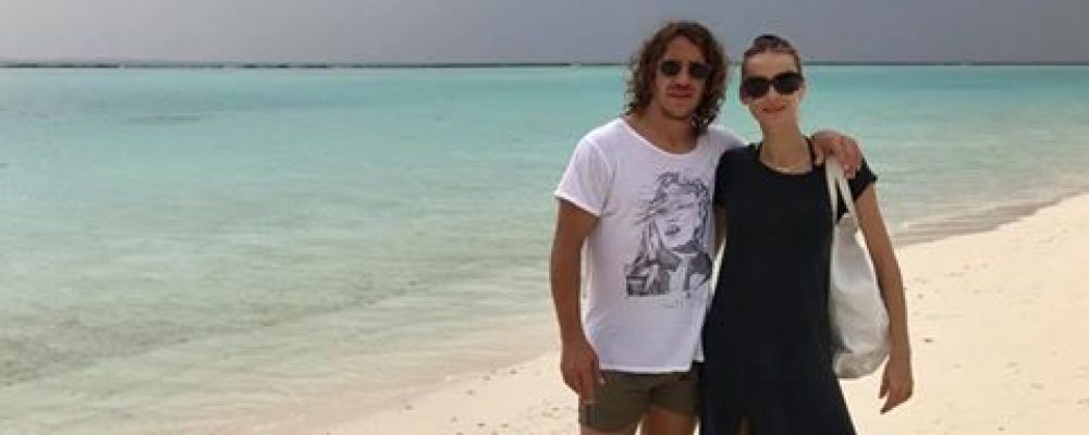 Puyol Spends New Year In The Maldives
